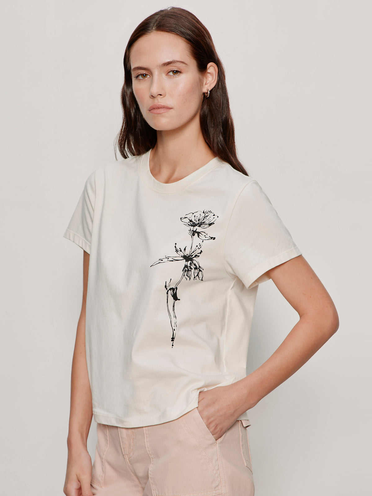 TIMELESS TEE