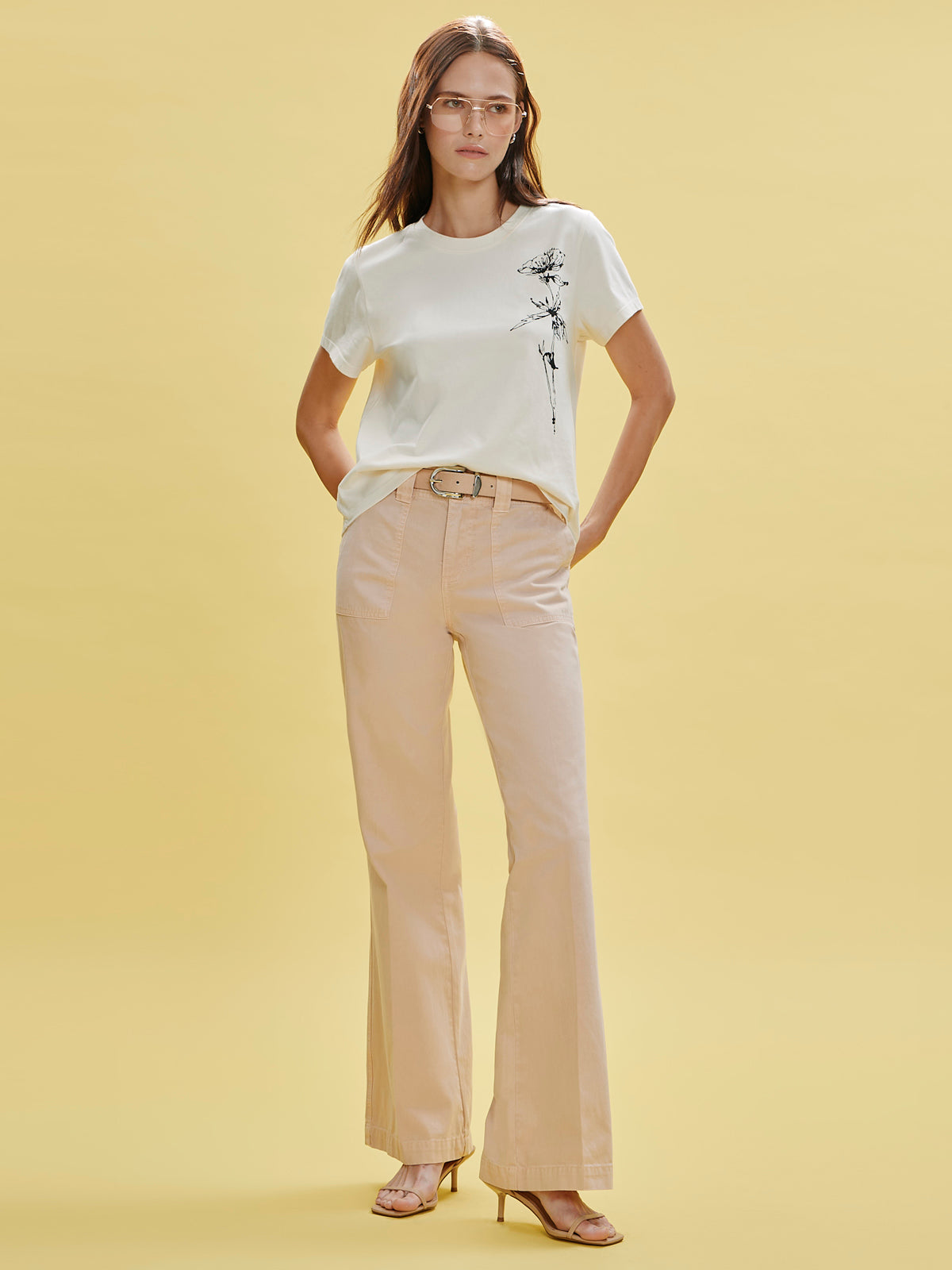 TIMELESS TEE